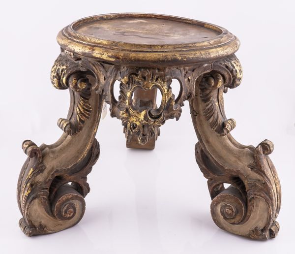 AN ITALIAN ROCOCO STYLE PAINTED AND GILTWOOD JARDINIÈRE STAND