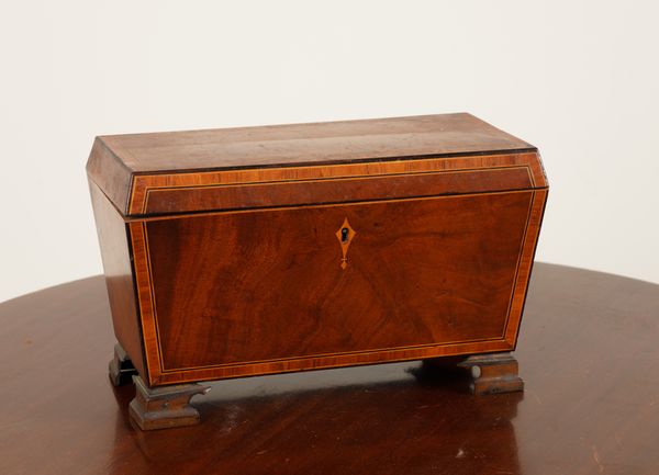 A REGENCY KINGWOOD BANDED MAHOGANY  TEA CADDY