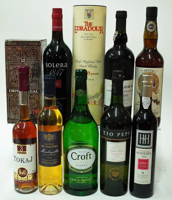10 BOTTLES DESSERT AND FORTIFIED WINE AND WHISKY