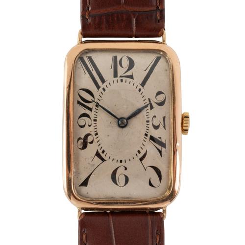 A 1925 9CT GOLD RECTANGULAR CYMA MOVEMENT WRISTWATCH