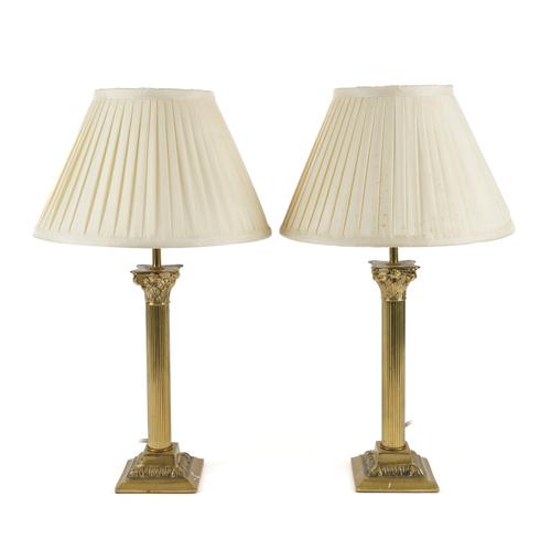 A PAIR OF BRASS CORINTHIAN COLUMN TABLE LAMPS (2)