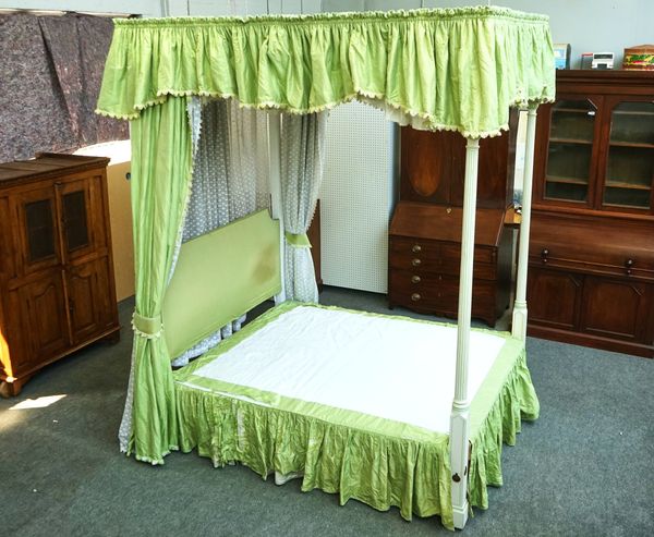 A 20TH CENTURY GREEN AND CREAM PAINTED FOUR POSTER BED