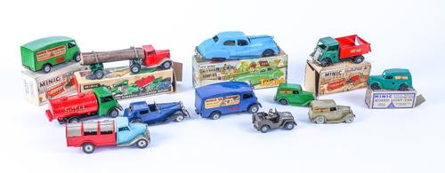 A COLLECTION OF TRI-ANG MINIC TIN PLATE VEHICLES (QTY)