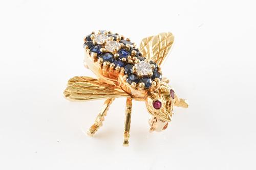 A SAPPHIRE AND DIAMOND INSECT BROOCH