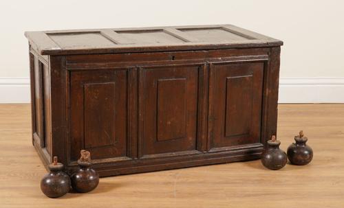 A 17TH CENTURY OAK TRIPLE PANEL COFFER