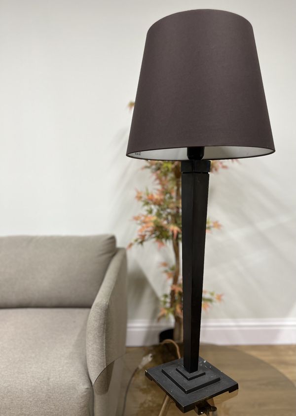 LIGHTING, A TALL BRONZE TABLE LAMP WITH BROWN SILK SHADE