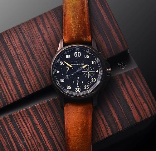 A CORUM ADMIRAL'S CUP GENTLEMAN'S CHRONOGRAPH AUTOMATIC WRIST WATCH