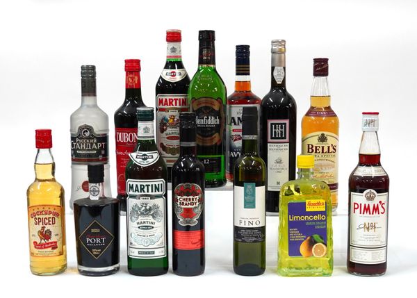 FOURTEEN BOTTLES OF FORTIFIED WINES AND SPIRITS INCLUDING A 12 YEAR OLD GLENFIDDICH WHISKY (14)