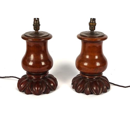 WNAI - A PAIR OF MAHOGANY BALUSTER TABLE LAMPS (2)