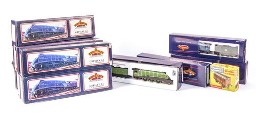 BACHMAN: A LARGE GROUP OF TRAIN ENGINES (14)