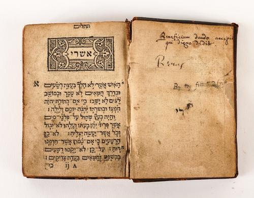 PSALTER, in Hebrew - Psalterium, Leiden: "Ex officina Plantiniana apud Franciscum Raphelengium," 1595, 16mo, woodcut ornaments, contemporary calf (heavily rubbed, hinges weak).