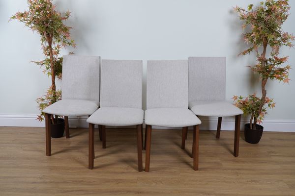 SKOVBY, A SET OF FOUR RETRO 8 DINING CHAIRS (4)