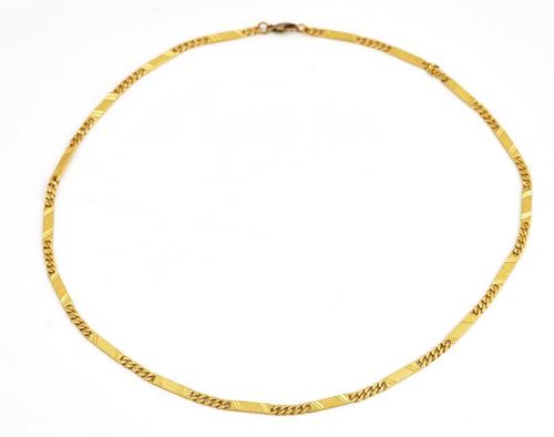 A gold necklace