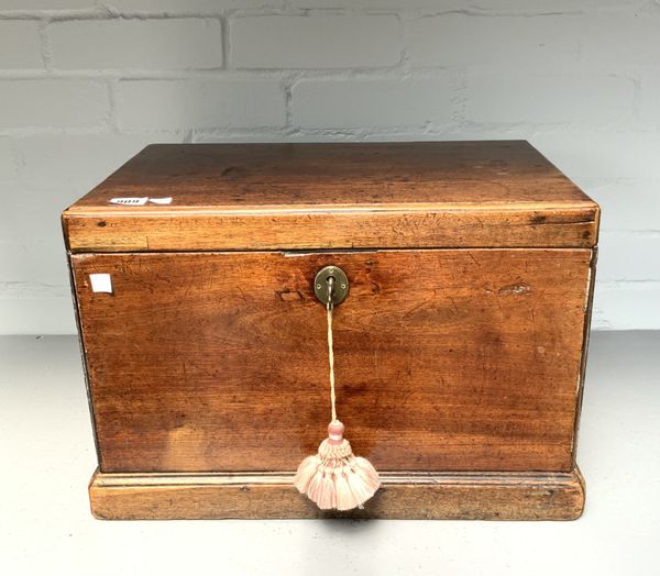 A MID-18TH CENTURY MAHOGANY RECTANGULAR TRUNK