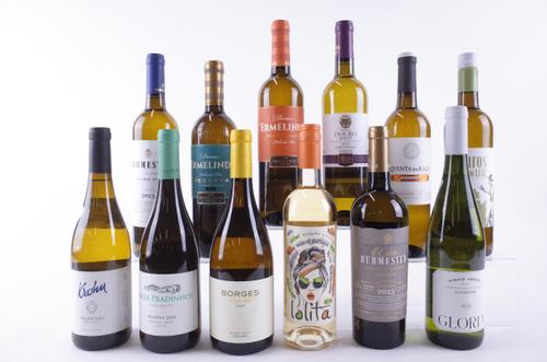 TWELVE BOTTLES PORTUGUESE WHITE WINE