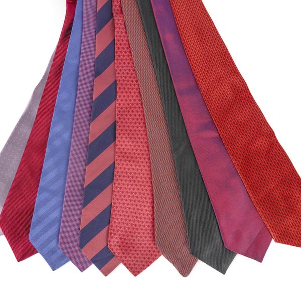 HERMES: A SILK TIE AND A COLLECTION OF OTHER DESIGNER TIES (10)