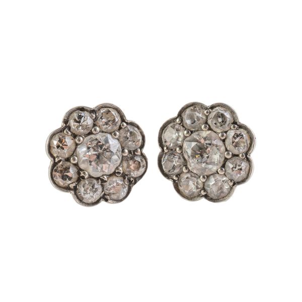 A PAIR OF DIAMOND FLORAL CLUSTER EARRINGS