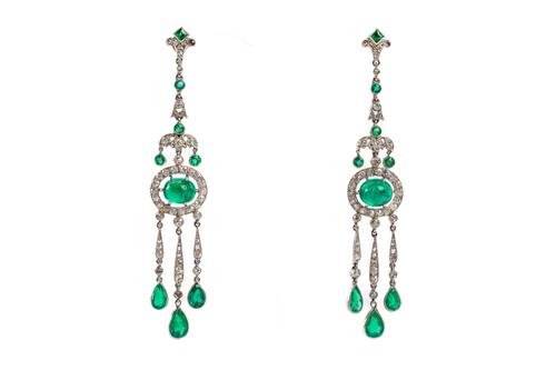 A PAIR OF EMERALD AND DIAMOND DROP EARRINGS