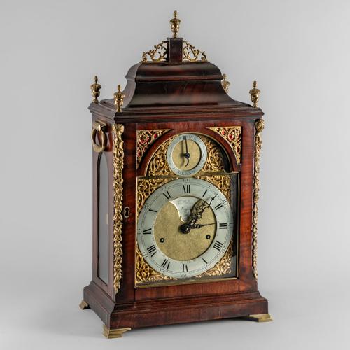 A GEORGE III BRASS-MOUNTED MAHOGANY STRIKING AND REPEATING VERGE BRACKET CLOCK WITH CALENDAR
