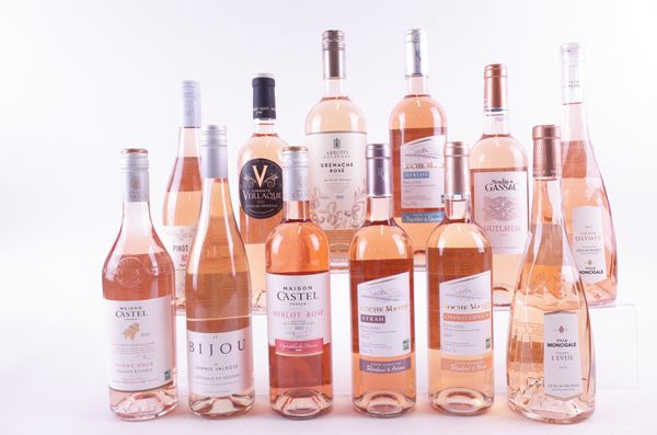 TWELVE BOTTLES FRENCH ROSÉ WINE