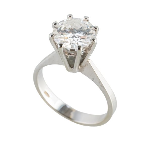 A DIAMOND SOLITAIRE RING