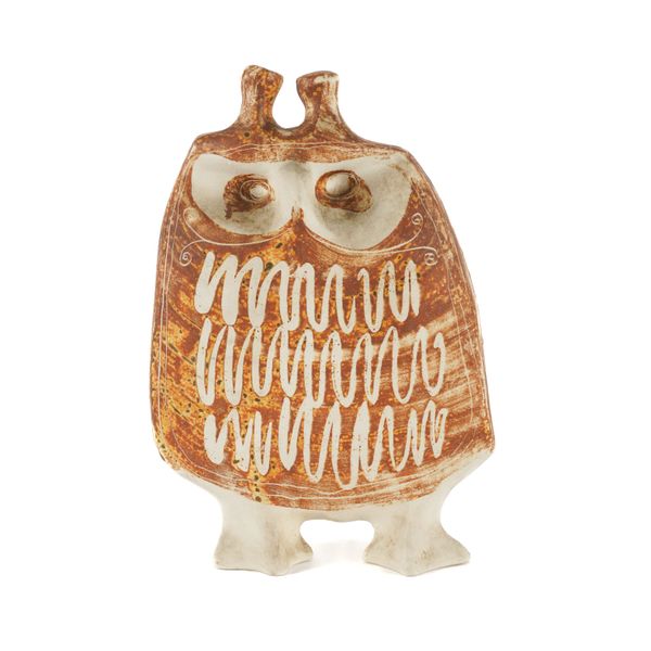 A RICHARD PARKINSON SLIP CAST PORCELAIN OWL
