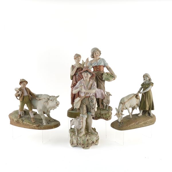 A GROUP OF FIVE ROYAL DUX FIGURES OR GROUPS (5)