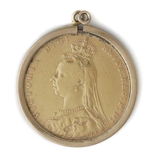 A VICTORIA SOVEREIGN