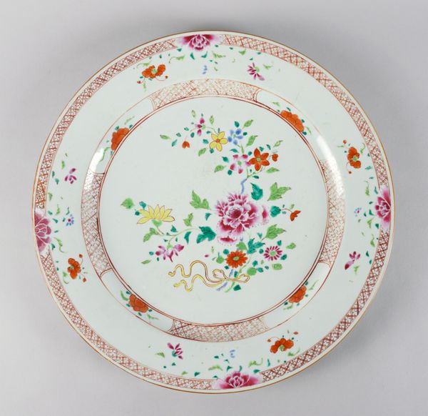 A LARGE CHINESE FAMILLE ROSE CHARGER