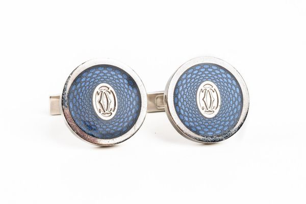 A PAIR OF CARTIER ENAMEL CUFFLINKS (3)