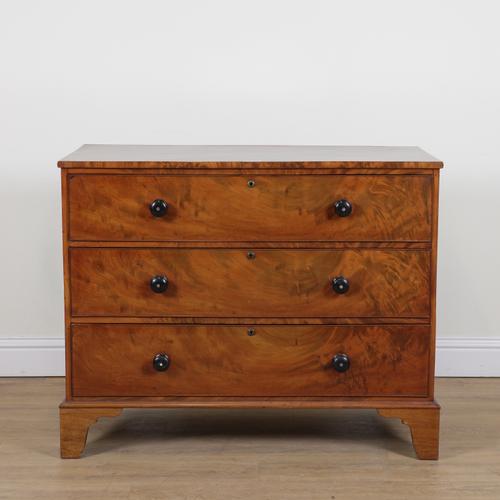 A 19TH CENTURY MAHOGANY CHEST OF DRAWERS