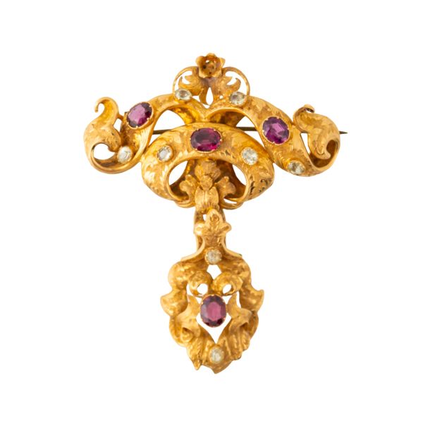 A MID-VICTORIAN CHRYSOBERYL AND GARNET BROOCH (2)