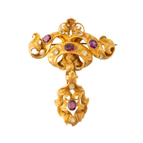 A MID-VICTORIAN CHRYSOBERYL AND GARNET BROOCH (2)