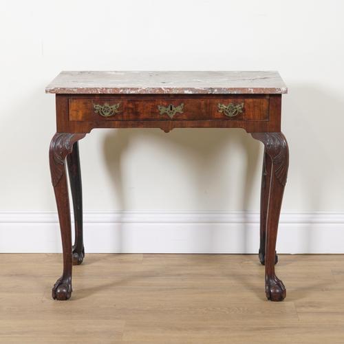 A MARBLE TOPPED RECTANGULAR SIDE TABLE