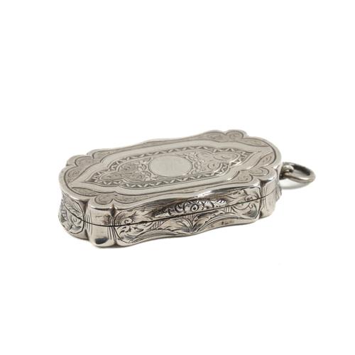 A VICTORIAN SILVER SHAPED RECTANGULAR VINAIGRETTE