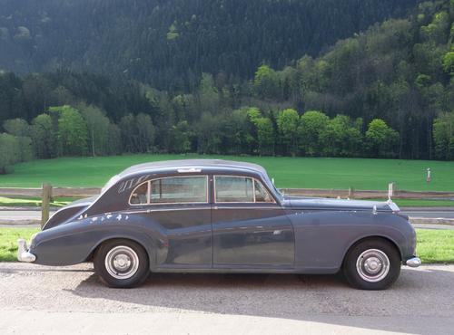 A 1962 ROLLS ROYCE SILVER CLOUD 2 TOURING LIMOUSINE BY JAMES YOUNG