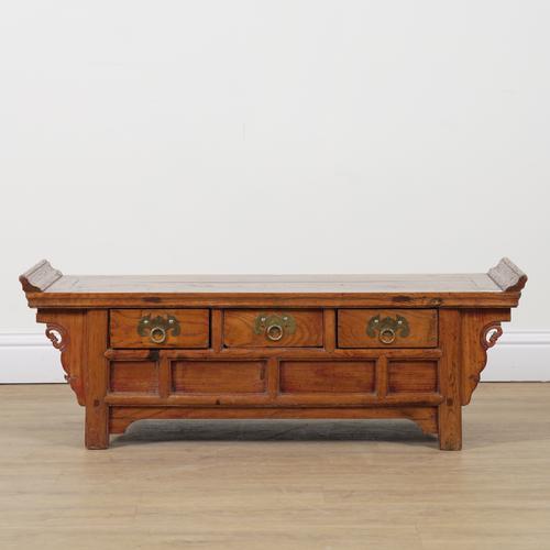 A LATE 19TH/EARLY 20TH CENTURY CHINESE EXPORT ELM LOW ALTAR TABLE