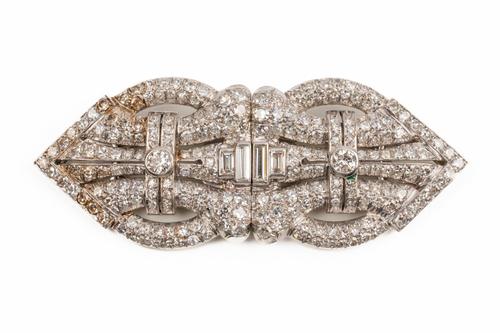 AN ART DECO DIAMOND DOUBLE CLIP BROOCH (2)