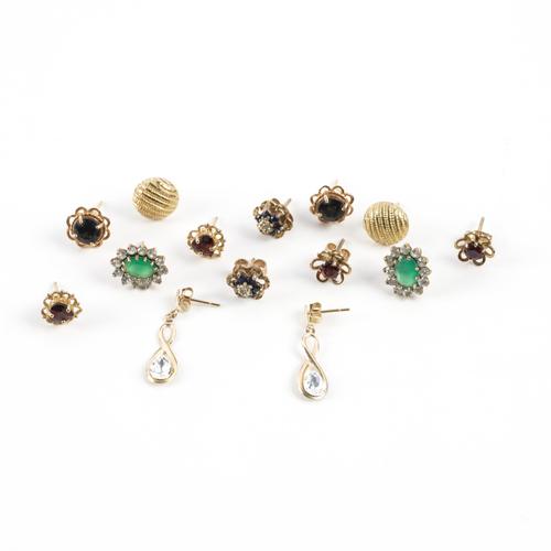 SEVEN PAIRS OF EARSTUDS (14)
