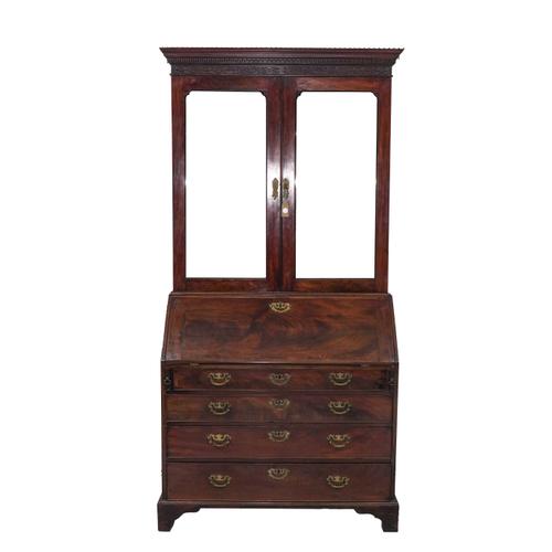 A MID 18TH CENTURY MAHOGANY BUREAU CABINET