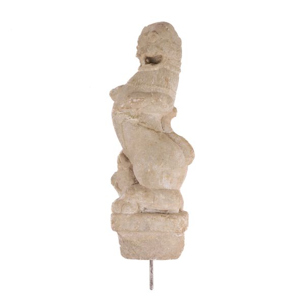 A SOUTH EAST ASIAN CARVED STONE SCULPTURE OF A LION (3)