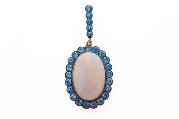 A OPAL AND SAPPHIRE OVAL PENDANT