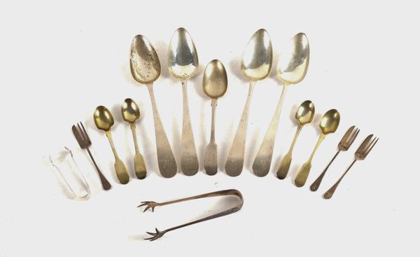 A GROUP OF SILVER AND PLATED FLATWARE (14)