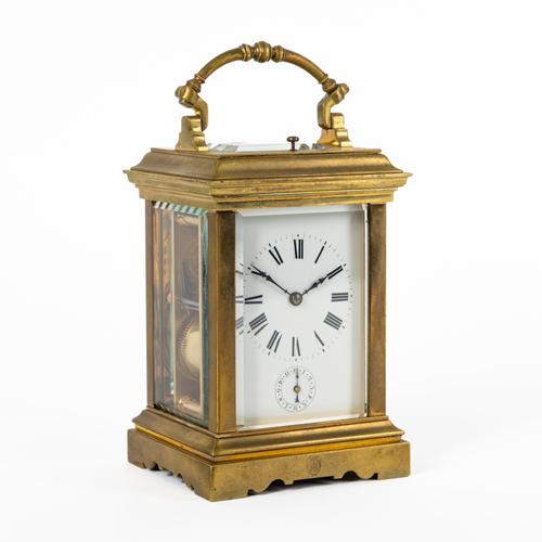 A FRENCH BRASS STRIKING AND REPEATING CARRIAGE CLOCK