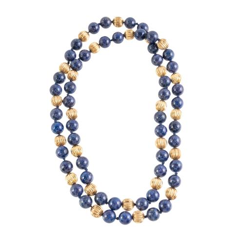 A GOLD AND LAPIS BEAD NECKLACE