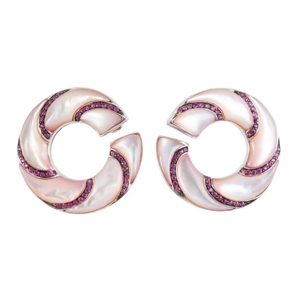 A PAIR OF MOTHER-OF-PEARL AND RUBY EARRINGS (4)