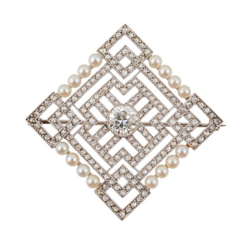 AN ART DECO GEOMETRIC DIAMOND AND PEARL BROOCH (2)