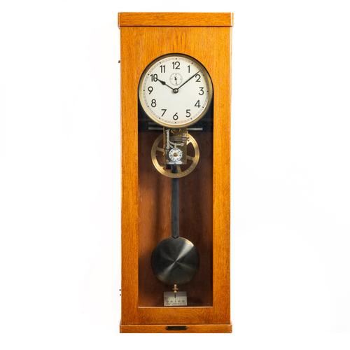 A GERMAN OAK-CASED TELEFONBAU UND NORMALZEIT MASTER CLOCK