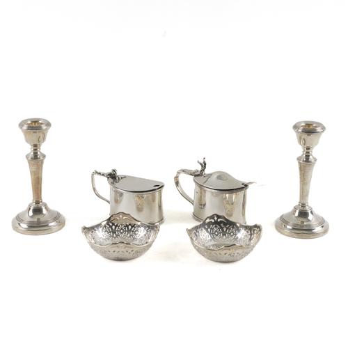 A GROUP OF SILVER, SILVER MOUNTED AND PLATED WARES (8)