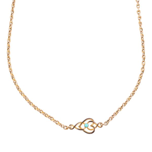A LONG CHAIN NECKLACE